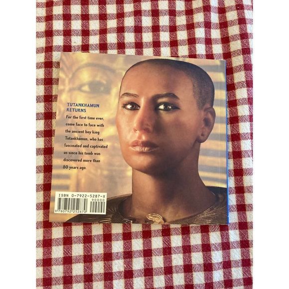 Tutankhamun & the Golden Age of Pharaohs book! - Picture 2 of 2